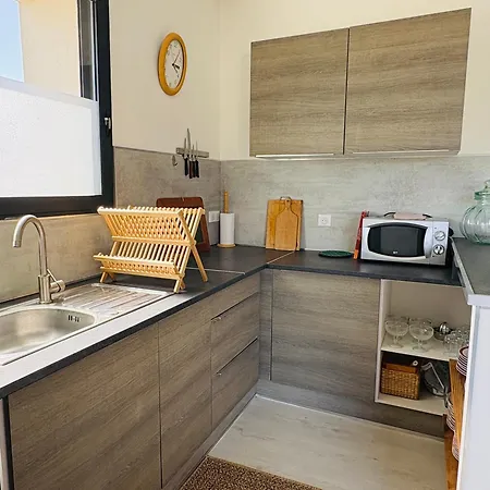 Appartement Le Hangar, Climatisée Avec Terrasse *